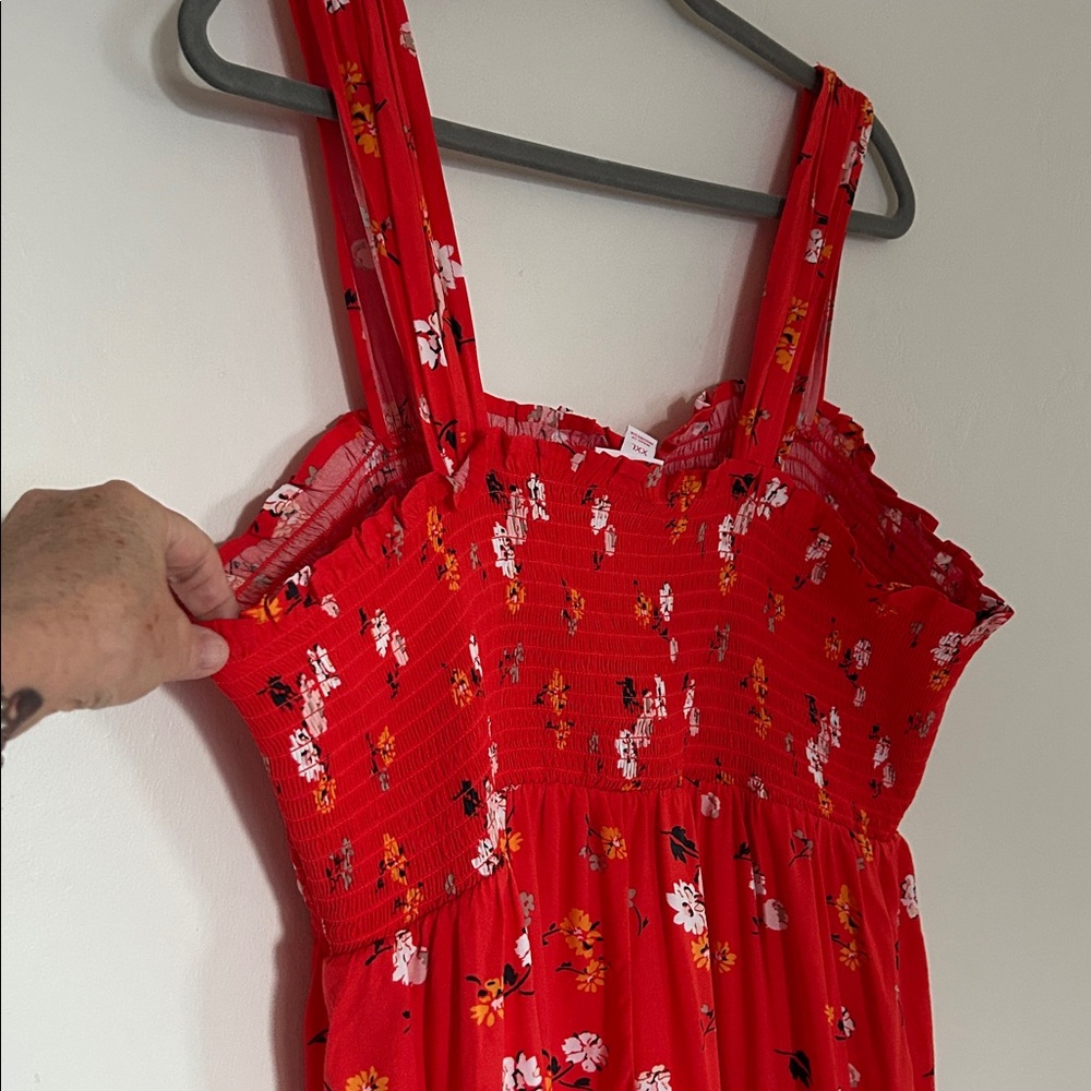 NWT Isabel Maternity Red Floral Smocked Maxi Dress - Picture 7 of 7